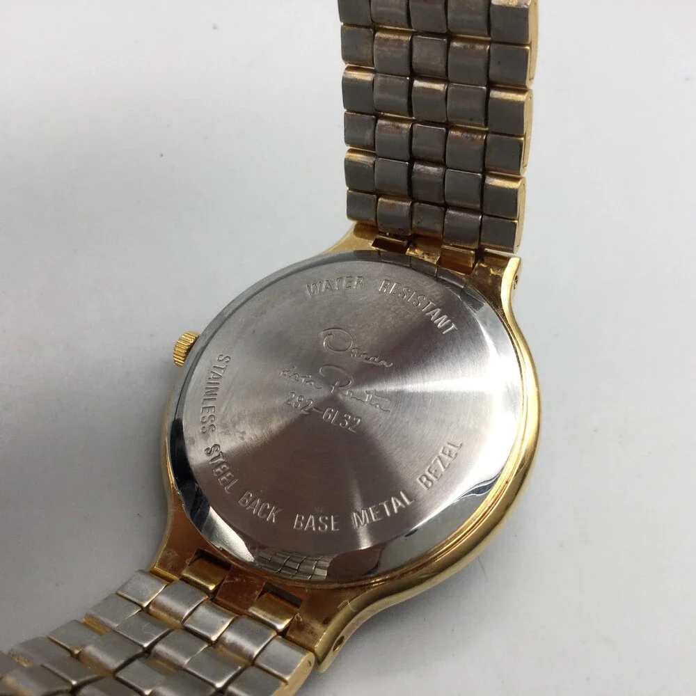 Oscar De La Renta Womens Watch 32mm Black Dial Gold Tone Dress New Battery 7.75